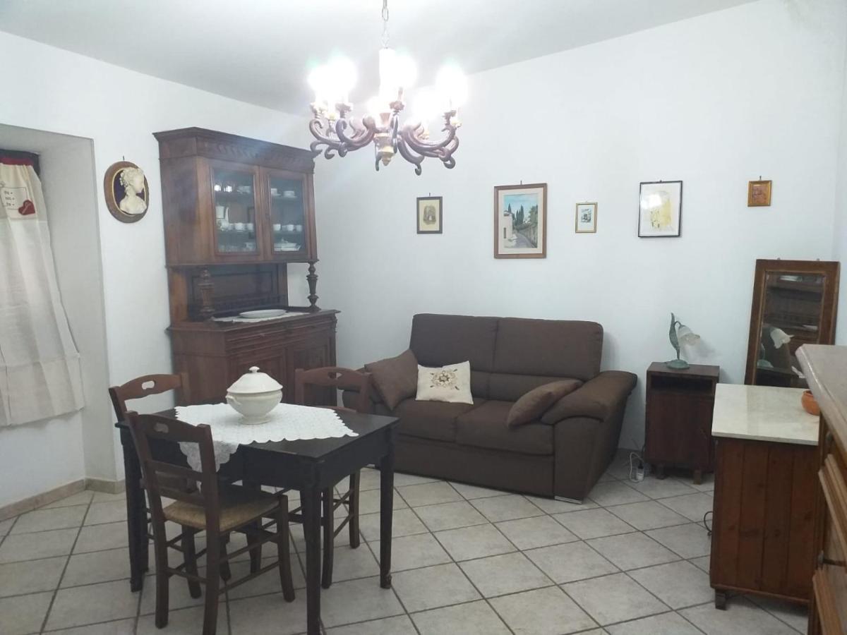 La Casa Di Lina Sezze Exterior foto