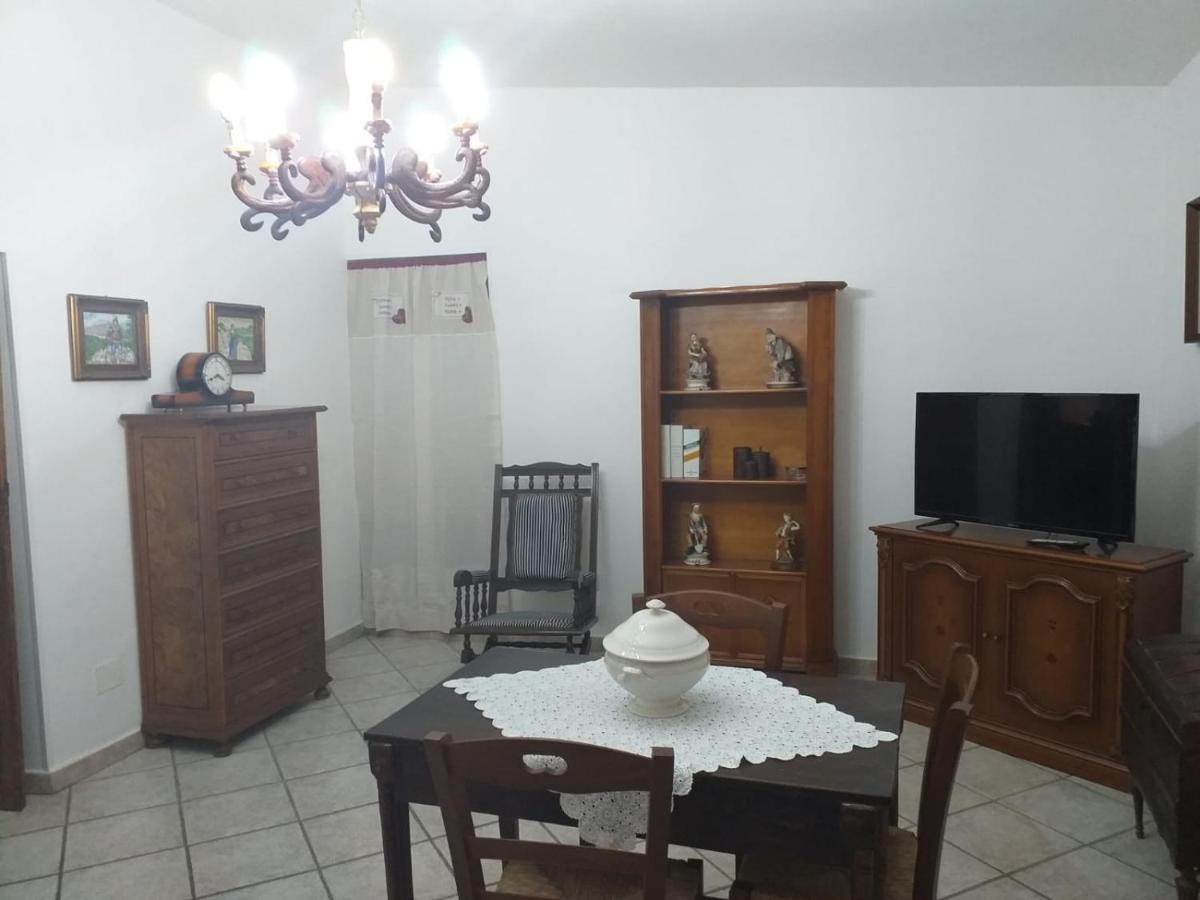 La Casa Di Lina Sezze Exterior foto