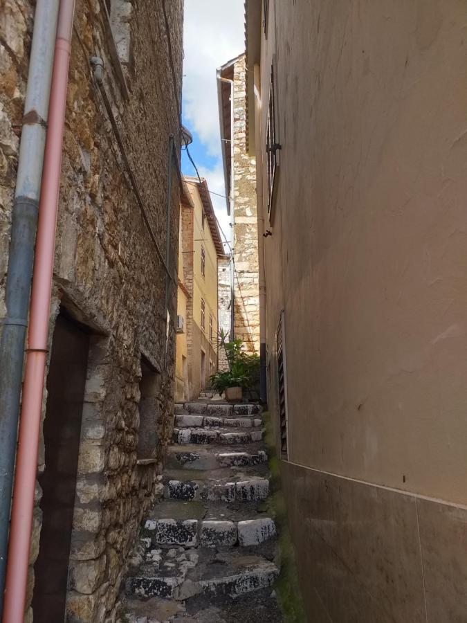 La Casa Di Lina Sezze Exterior foto
